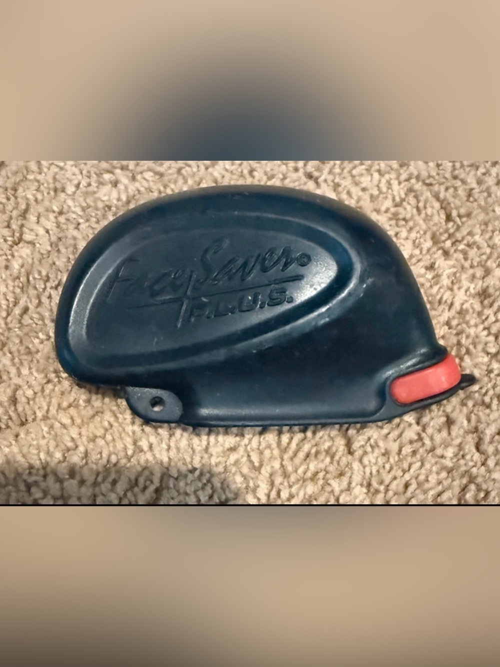 Face Saver P.L.U.S. rubber iron head covers used to protect golf clubs 8 Plus